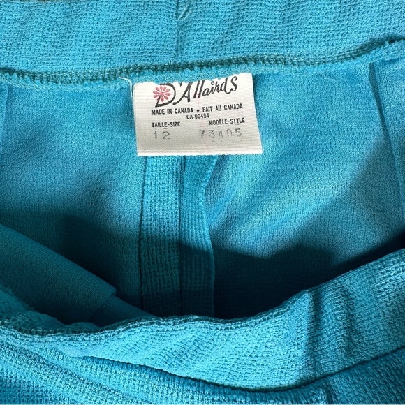 Vintage D’Allaird’s Made in Canada Turquoise Blue 100% Polyester A line Skirt - Picture 3 of 6